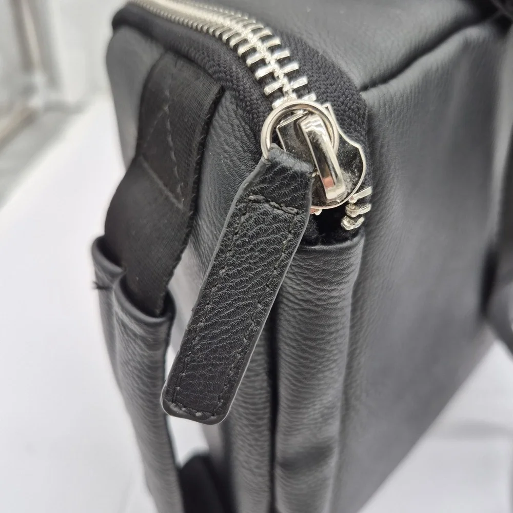 Igloo 2 Bottle Insulated Wine Cooler Bag Black Adjustable Shoulder Strap Handle